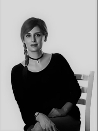 Mahshid portrait NB