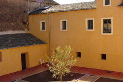Clotre_du_couvent_san_francescu_de_canar