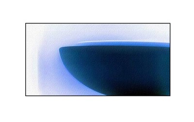 Angèle Paoli | Bleu plexiglas